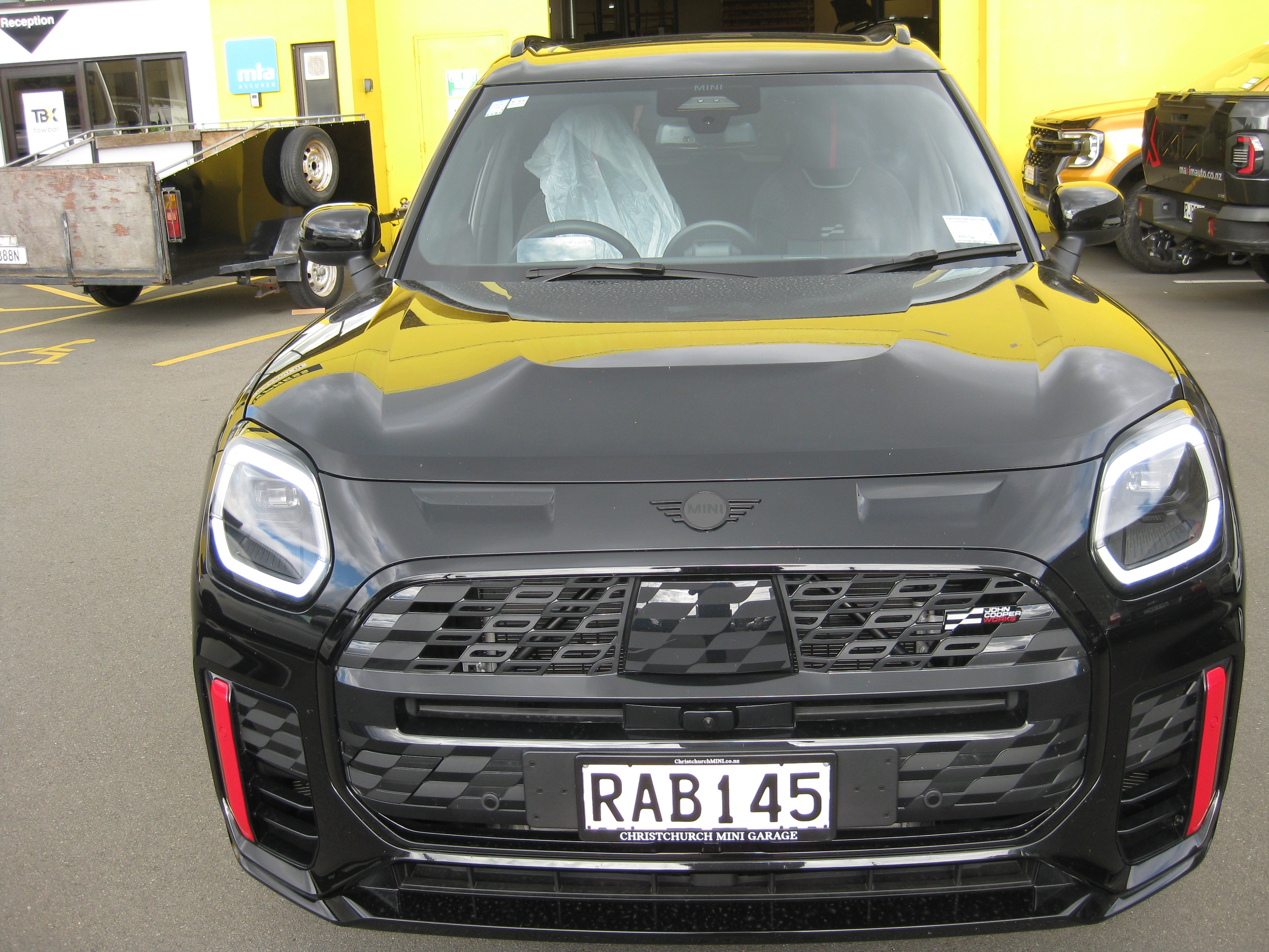 MINI COUNTRYMAN STATIONWAGON 2023-CURRENT